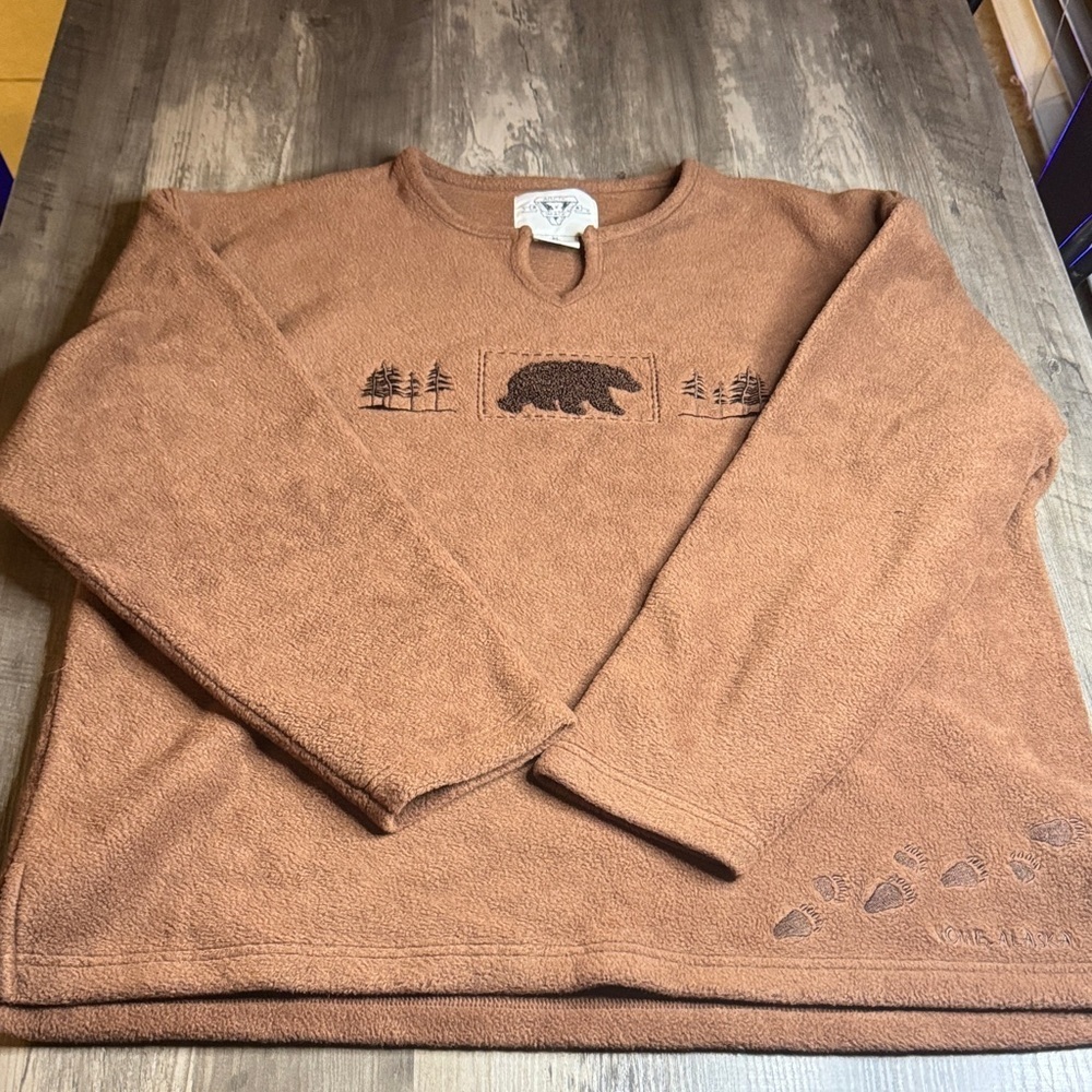 Vintage Arctic Image Nome Alaska Brown Sweater With Bear Designs